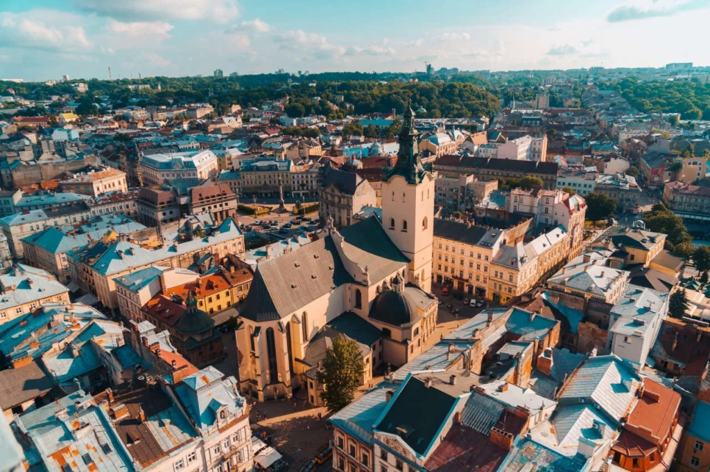 ukraine-lviv-travel-photo-20190821133611949-main-image-1024x682 Descubra a Ucrânia: História, Cultura e Pontos Turísticos Imperdíveis